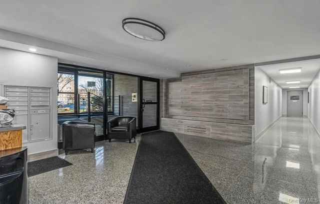 18-50 211 Street 2K, Bayside, NY 11360