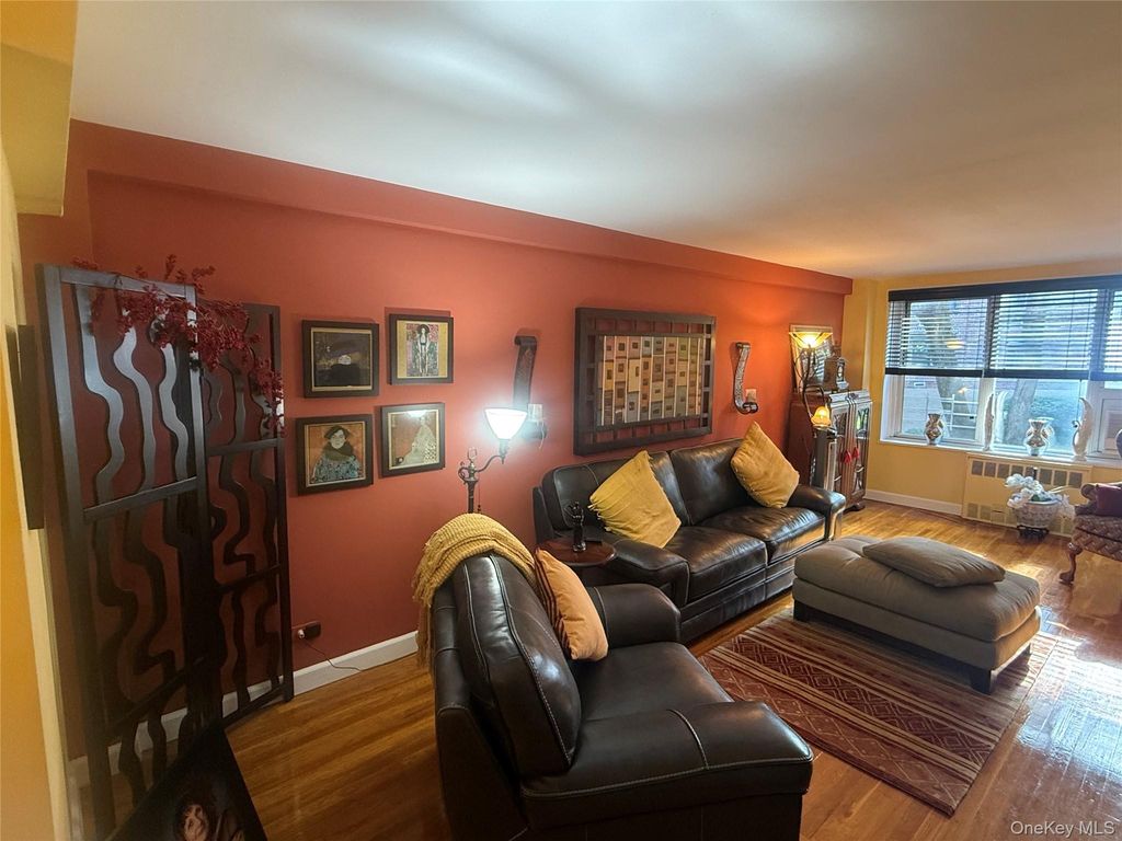 18-50 211 Street 2K, Bayside, NY 11360 — photo 5