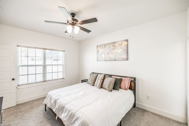 1160 Jonathan Ln, Springfield, TN 37172