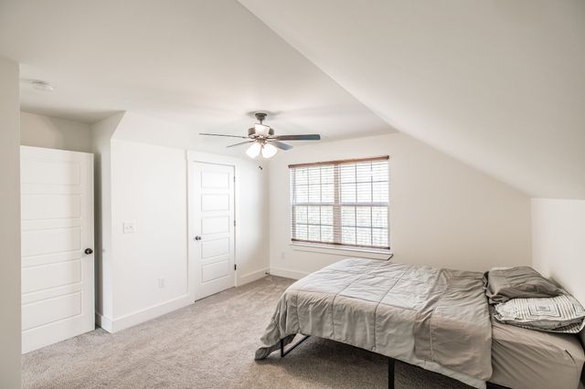 1160 Jonathan Ln, Springfield, TN 37172