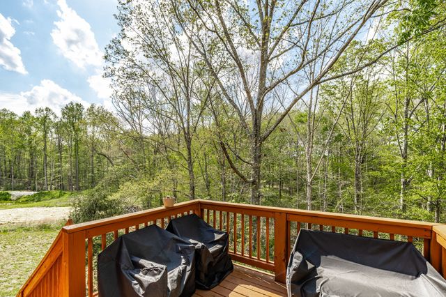 1160 Jonathan Ln, Springfield, TN 37172