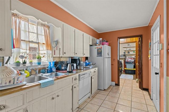 339 Stewart SW Drive, Calhoun, GA 30701