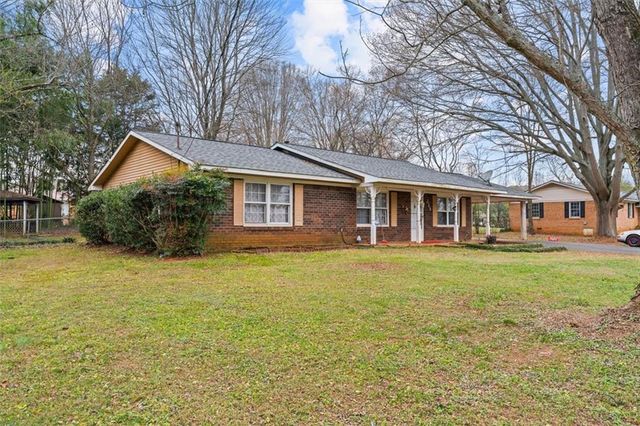 339 Stewart SW Drive, Calhoun, GA 30701