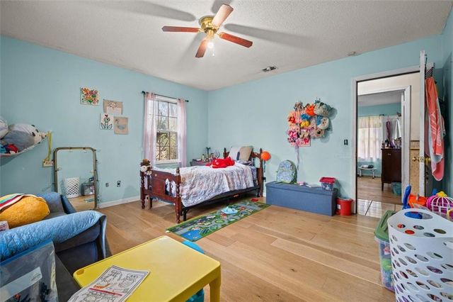 339 Stewart SW Drive, Calhoun, GA 30701