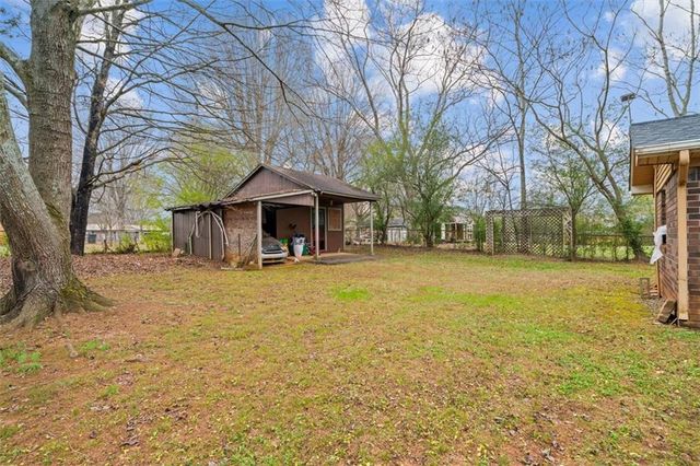 339 Stewart SW Drive, Calhoun, GA 30701