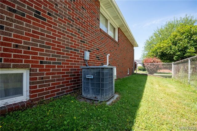 3689 Wabash Avenue, Hamburg, NY 14219