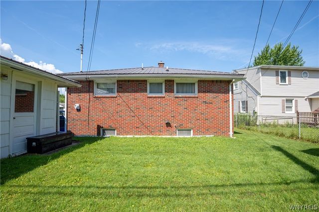 3689 Wabash Avenue, Hamburg, NY 14219