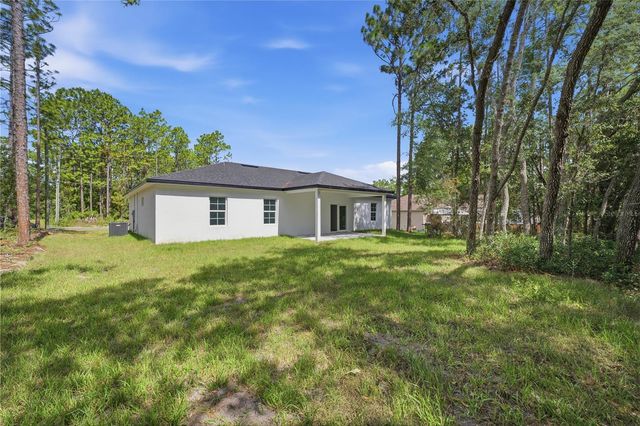 7605 N SANTOS DRIVE, Citrus Springs, FL 34434