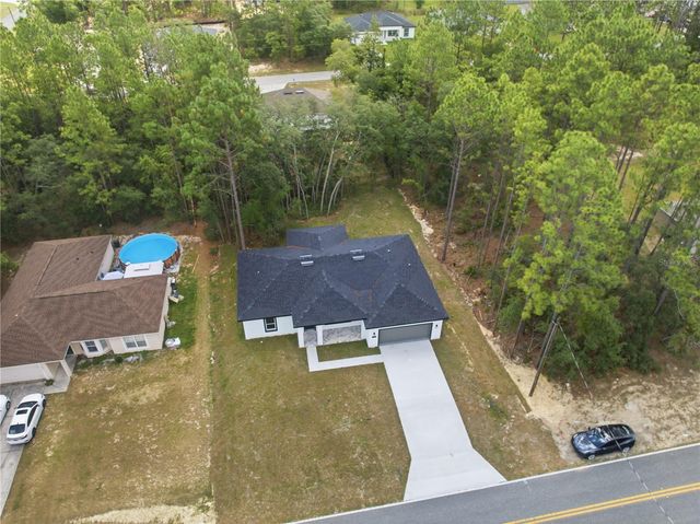 7605 N SANTOS DRIVE, Citrus Springs, FL 34434
