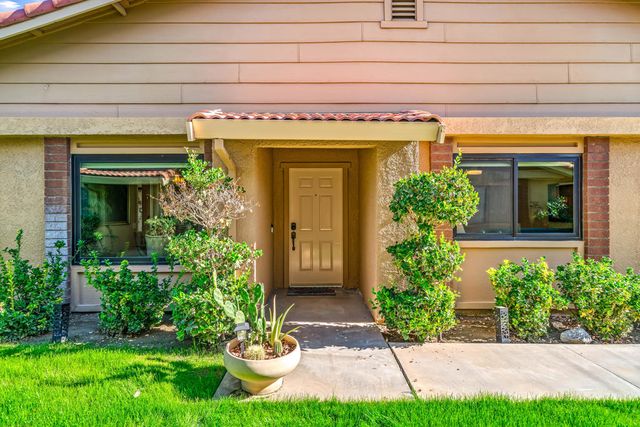 43 Maximo Way, Palm Desert, CA 92260