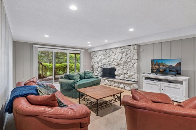 1355 Medora Road, Mendota Heights, MN 55118