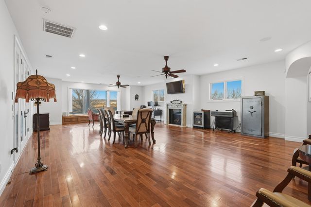 800 Salida Sandia SW, Albuquerque, NM 87105