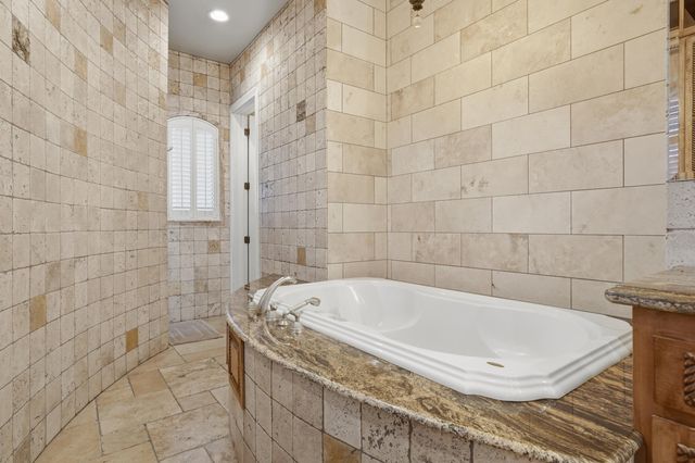 800 Salida Sandia SW, Albuquerque, NM 87105