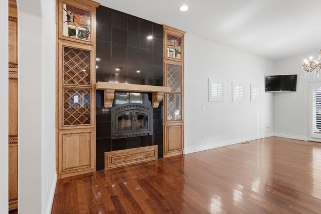 800 Salida Sandia SW, Albuquerque, NM 87105