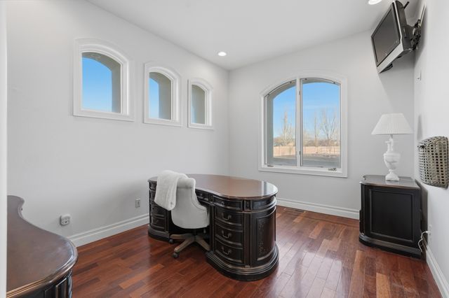 800 Salida Sandia SW, Albuquerque, NM 87105