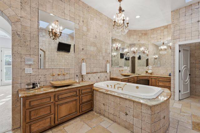 800 Salida Sandia SW, Albuquerque, NM 87105