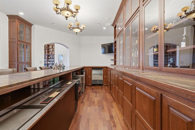 800 Salida Sandia SW, Albuquerque, NM 87105