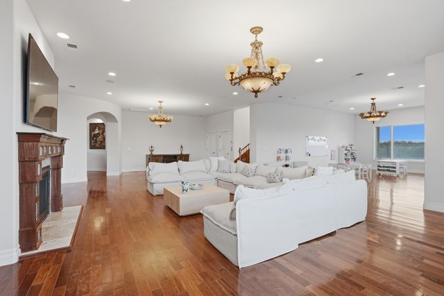 800 Salida Sandia SW, Albuquerque, NM 87105