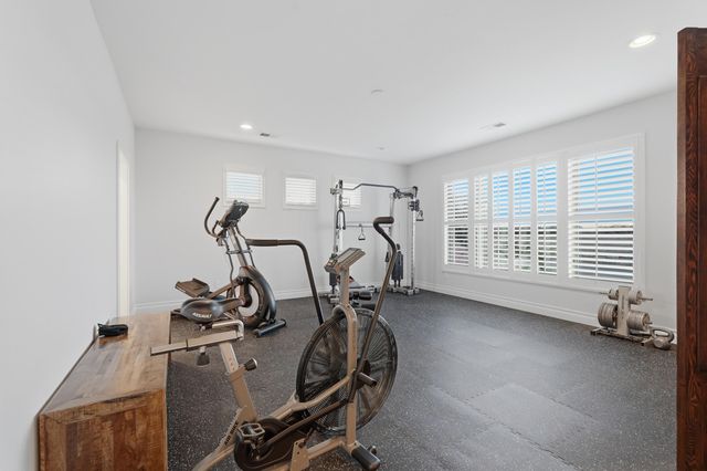 800 Salida Sandia SW, Albuquerque, NM 87105