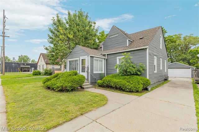 12399 Prospect Avenue, Warren, MI 48089