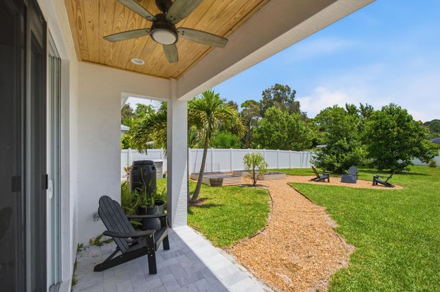 18302 Limestone Creek Road, Jupiter, FL 33458