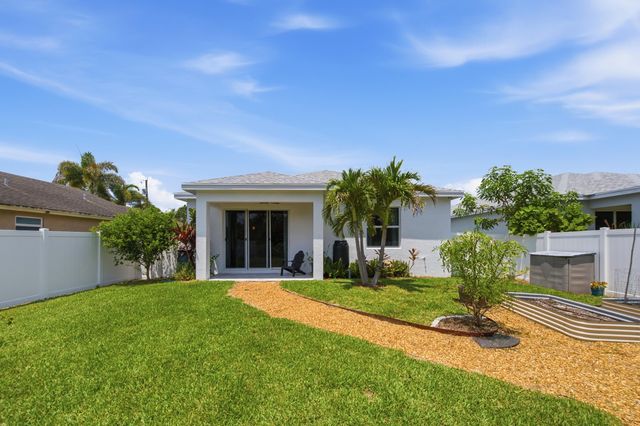 18302 Limestone Creek Road, Jupiter, FL 33458