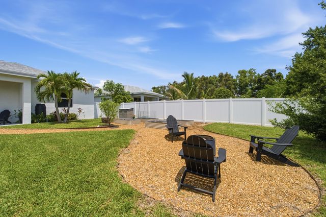 18302 Limestone Creek Road, Jupiter, FL 33458