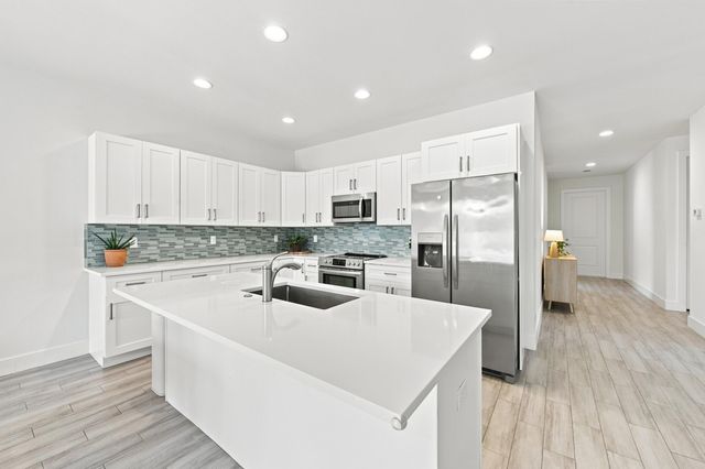 18302 Limestone Creek Road, Jupiter, FL 33458