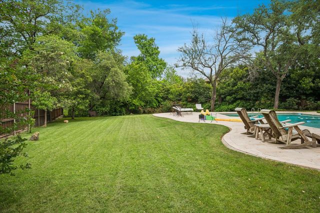 7276 Lupton Circle, Dallas, TX 75225