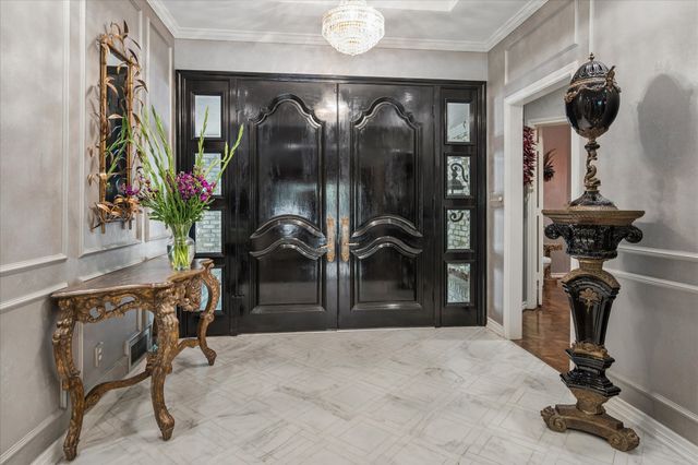 7276 Lupton Circle, Dallas, TX 75225
