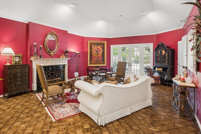 7276 Lupton Circle, Dallas, TX 75225