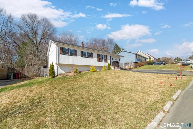 185 Bluebird Drive, Naugatuck, CT 06770