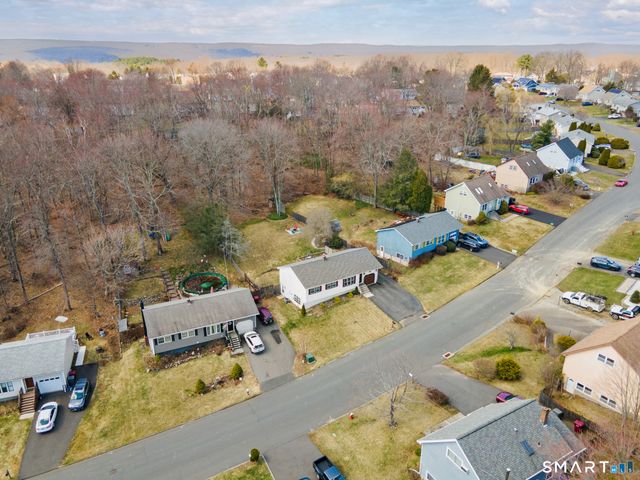 185 Bluebird Drive, Naugatuck, CT 06770