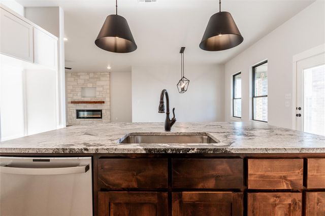 8509 James Herring S WAY, Killeen, TX 76542