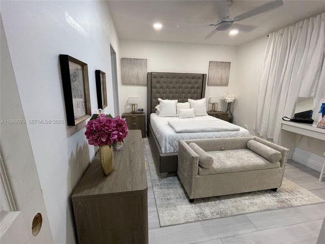 4909 NW 52nd Ct, Tamarac, FL 33319