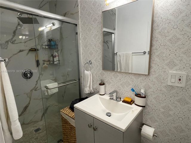 4909 NW 52nd Ct, Tamarac, FL 33319