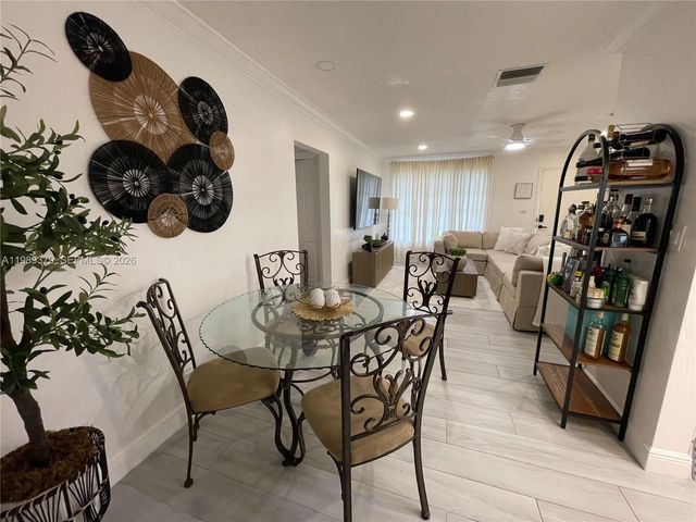 4909 NW 52nd Ct, Tamarac, FL 33319