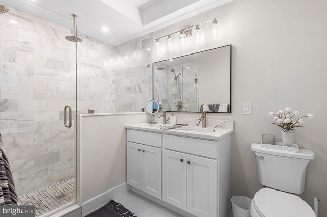117 THORNTON LN, Newtown, PA 18940