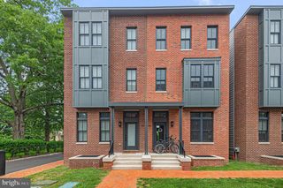 117 THORNTON LN, Newtown, PA 18940