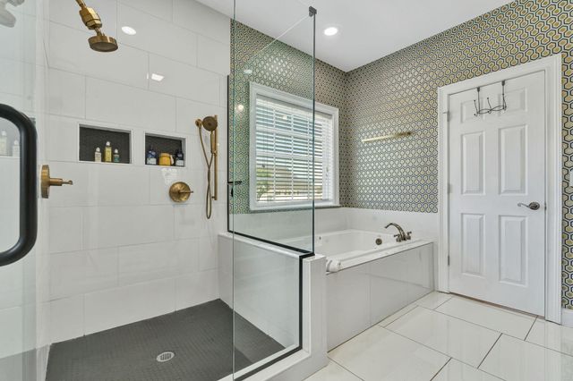 8749 Cody Dan Court, Ooltewah, TN 37363