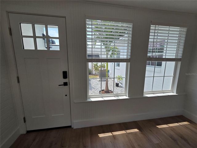 4016 9TH AVENUE N, St Petersburg, FL 33713