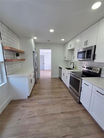 4016 9TH AVENUE N, St Petersburg, FL 33713