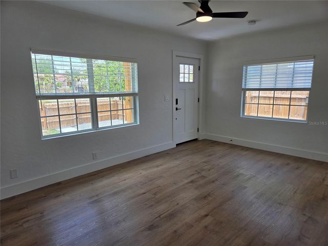 4016 9TH AVENUE N, St Petersburg, FL 33713