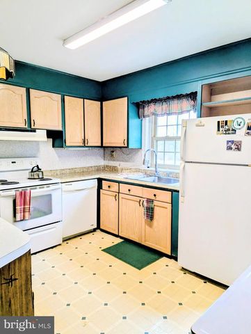 2941 SUNSET AVE, East Norriton, PA 19403