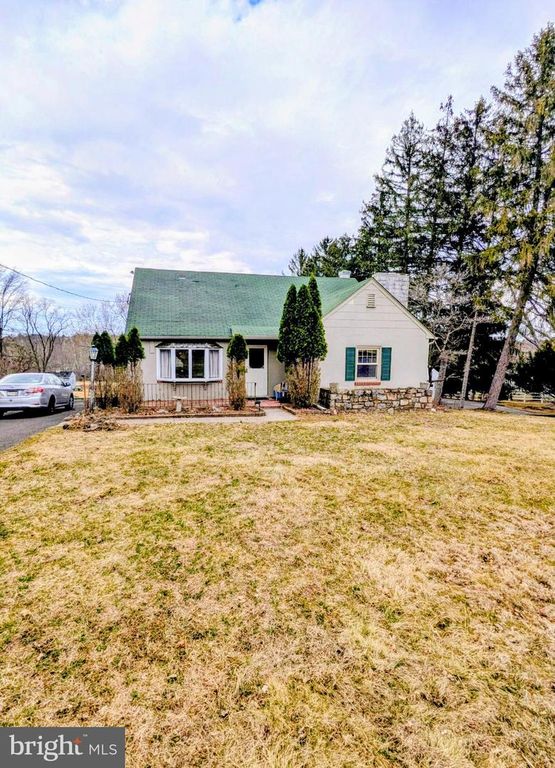 2941 SUNSET AVE, East Norriton, PA 19403