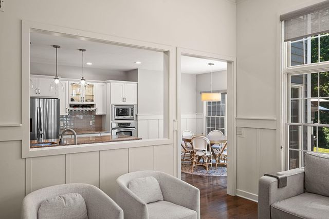 1245 Kilarney Road, Chesterton, IN 46304