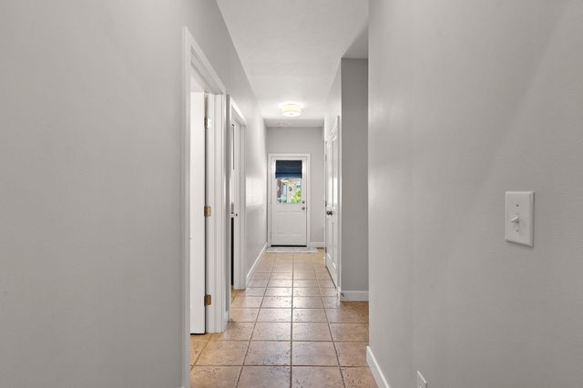 1245 Kilarney Road, Chesterton, IN 46304
