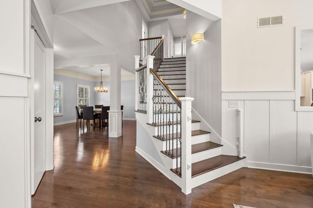 1245 Kilarney Road, Chesterton, IN 46304