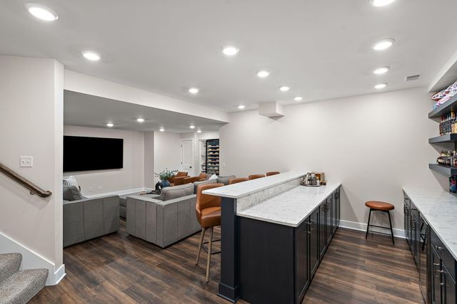1245 Kilarney Road, Chesterton, IN 46304