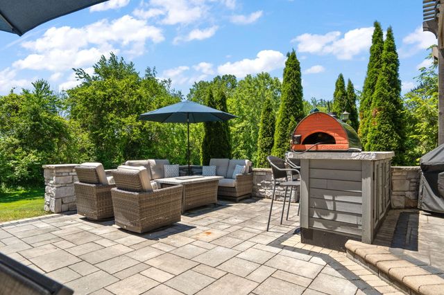 1245 Kilarney Road, Chesterton, IN 46304